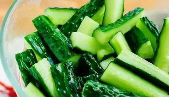 吃瓜的白糖图片