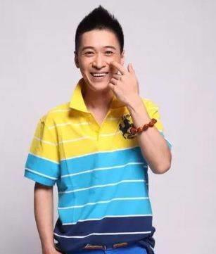 王宁吃瓜群众,吃瓜群众的视角，揭秘娱乐圈幕后故事