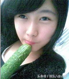 喜欢吃瓜看瓜的女生